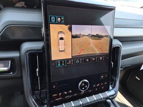 New 2026 GMC Yukon AT4 w/ AT4 Premium Plus Package AWD/4WD image 23