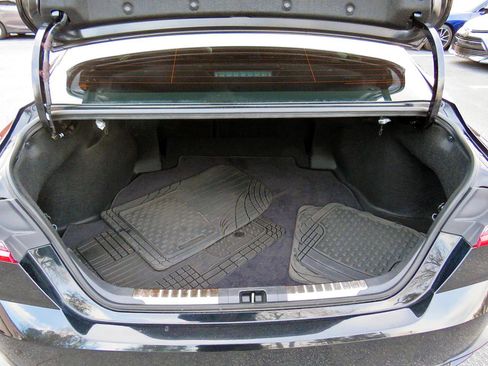 Used 2025 Toyota Camry XSE image 16