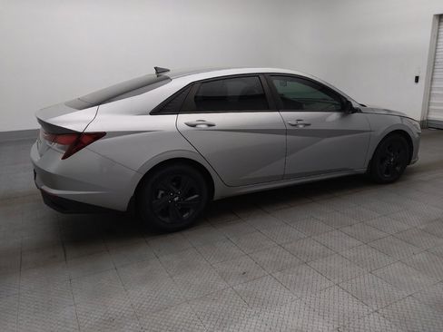 Used 2022 Hyundai Elantra SEL image 10