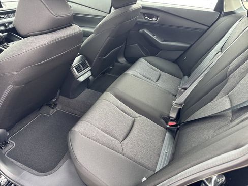 New 2026 Honda Accord SE image 9