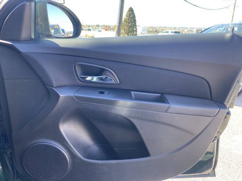 Used 2014 Chevrolet Cruze LT FWD image 15