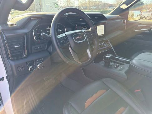 Used 2024 GMC Sierra 1500 AT4 w/ Technology Package image 27