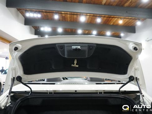 Used 2013 Maserati GranTurismo Sport image 42