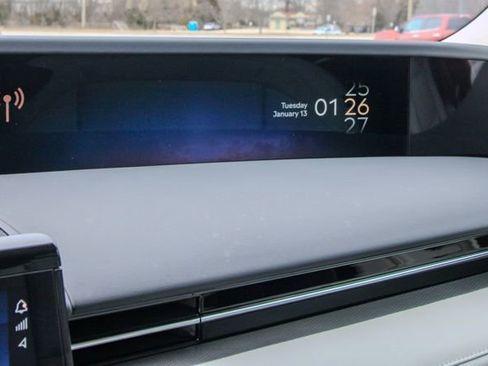 Used 2026 Lincoln Nautilus Premier w/ Jet Appearance Package image 23