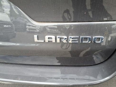 Used 2024 Jeep Grand Cherokee Laredo X AWD/4WD image 10