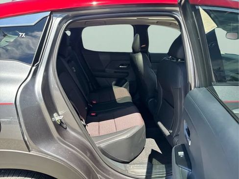 Used 2025 Nissan Kicks SR w/ SR Premium Package AWD/4WD image 27