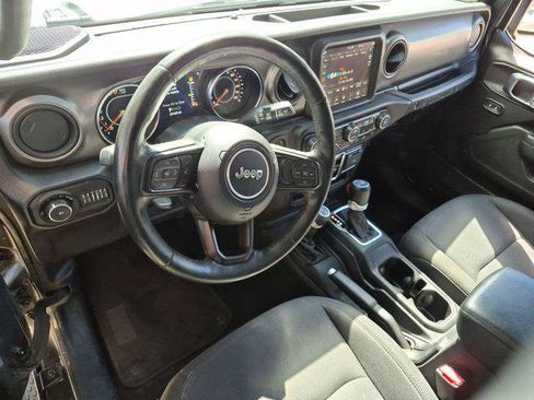 Certified 2022 Jeep Wrangler Unlimited Sport AWD/4WD image 9