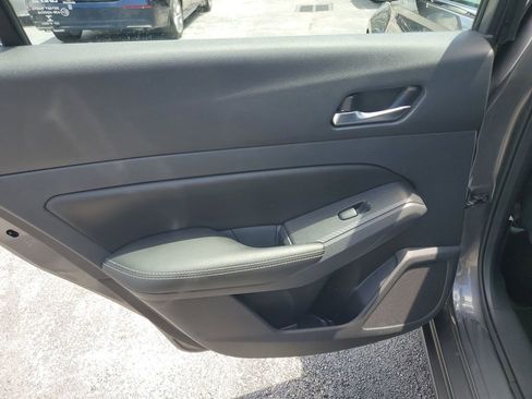 Used 2022 Nissan Altima 2.5 SV FWD image 10
