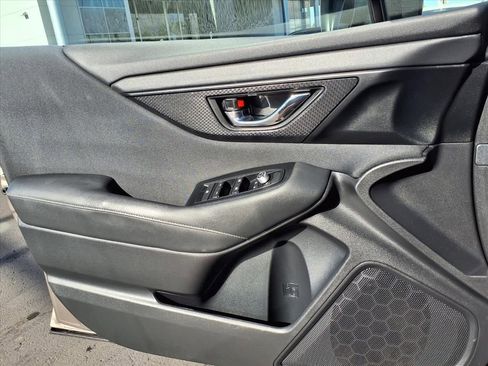 Used 2023 Subaru Outback Premium image 25