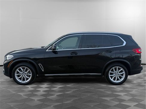 Used 2019 BMW X5 xDrive40i w/ Premium Package 2 image 2