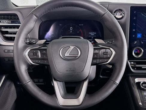 Used 2025 Lexus GX 550 AWD/4WD image 18