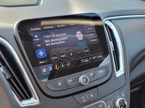 Used 2023 Chevrolet Malibu LT image 18