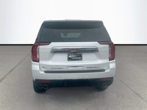 Used 2021 GMC Yukon XL Denali w/ Denali Premium Package RWD image 6