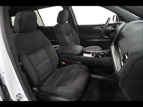 Used 2024 Chevrolet Traverse LT AWD/4WD image 19