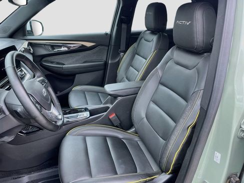 Used 2025 Chevrolet TrailBlazer ACTIV w/ Convenience Package FWD image 20