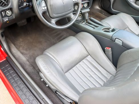 Used 1999 Pontiac Firebird Trans Am RWD image 23