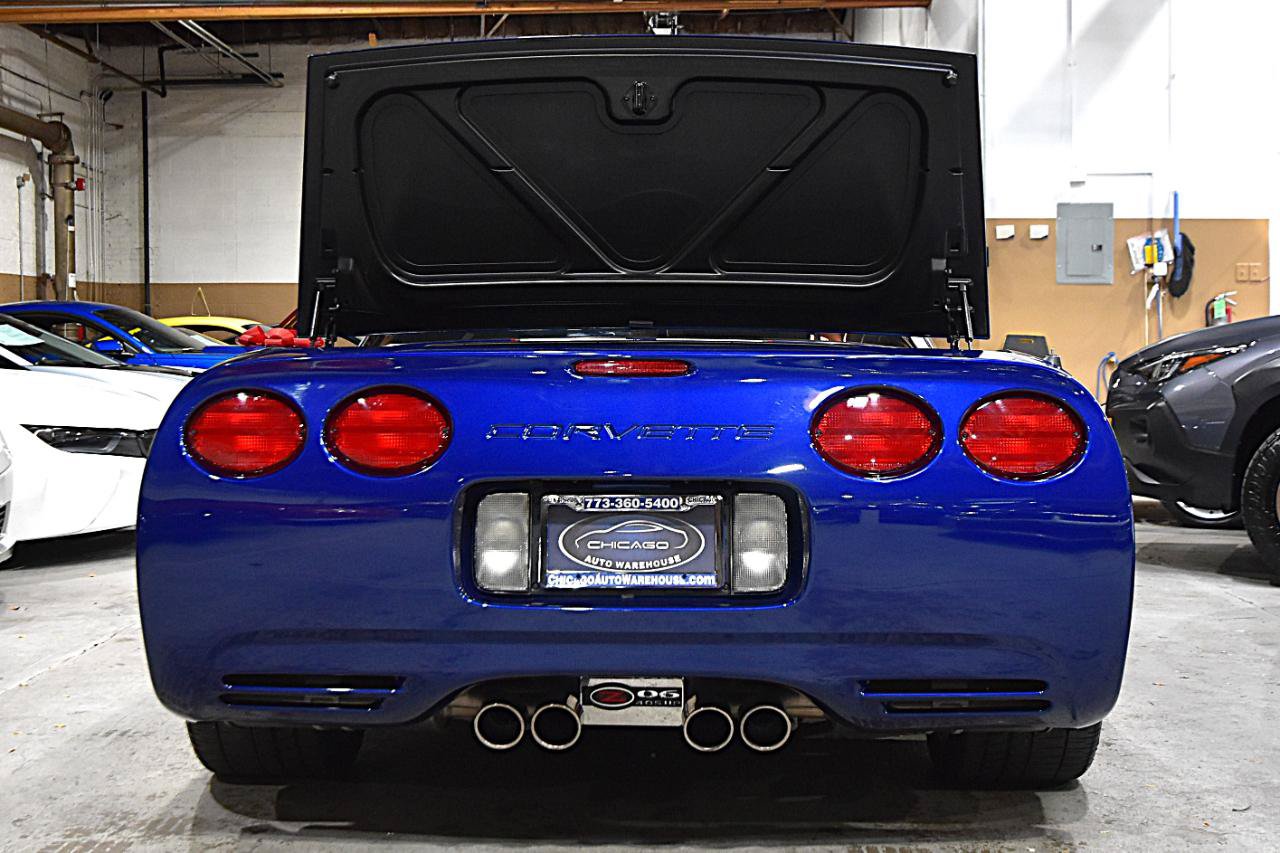 Used 2004 Chevrolet Corvette Z06 w/ Z06 Preferred Equipment Group RWD image 29