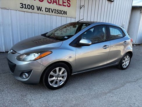 Used 2013 MAZDA MAZDA2 Touring image 3