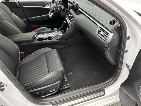 Certified 2026 Genesis G70 2.5T Prestige AWD/4WD image 25