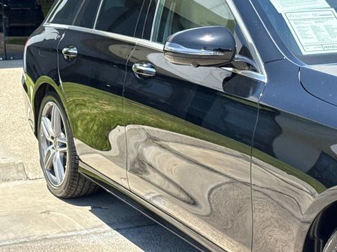 Used 2019 Mercedes-Benz E 450 4MATIC Wagon w/ Premium Package image 9