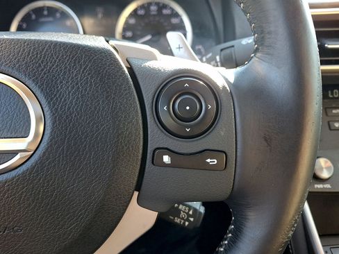 Used 2016 Lexus IS 300 AWD image 18