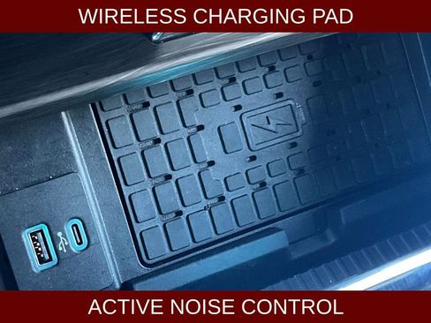 Used 2022 Ford Expedition Limited image 15