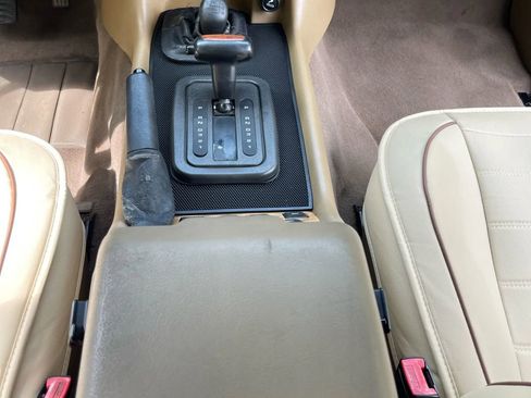 Used 1999 Land Rover Discovery SD image 22