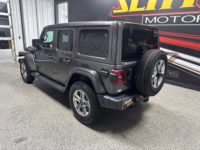 Used 2022 Jeep Wrangler Unlimited Sahara w/ LED Lighting Group AWD/4WD image 16