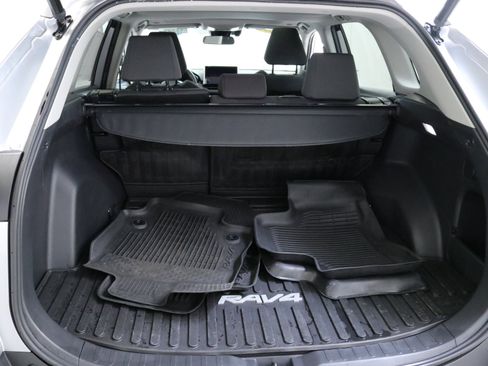 Used 2023 Toyota RAV4 XLE image 25