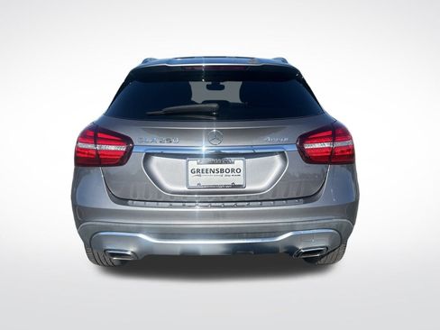 Used 2020 Mercedes-Benz GLA 250 4MATIC image 4