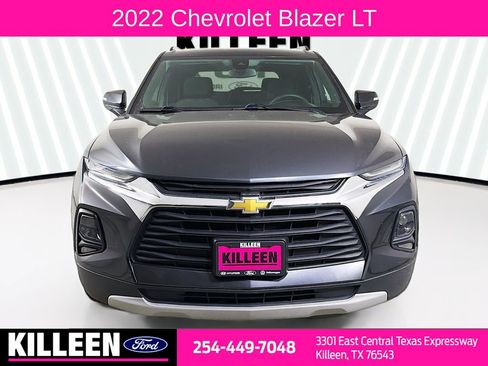 Used 2022 Chevrolet Blazer LT image 2
