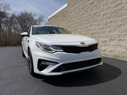 Used 2019 Kia Optima S FWD image 1