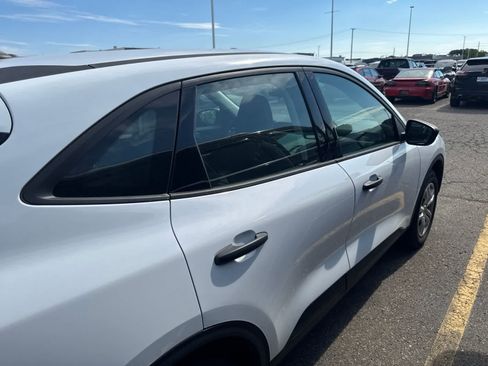 Used 2022 Ford Escape S AWD/4WD image 11