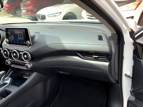 Used 2025 Nissan Sentra SV FWD image 19