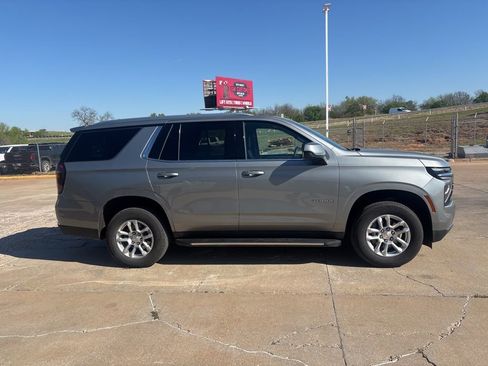 Used 2025 Chevrolet Tahoe LT image 4