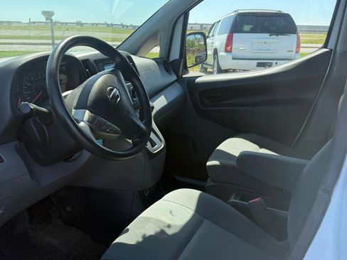 Used 2019 Nissan NV200 S w/ Back Door Glass Package FWD image 6