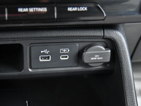 Used 2024 Honda Pilot EX-L image 27