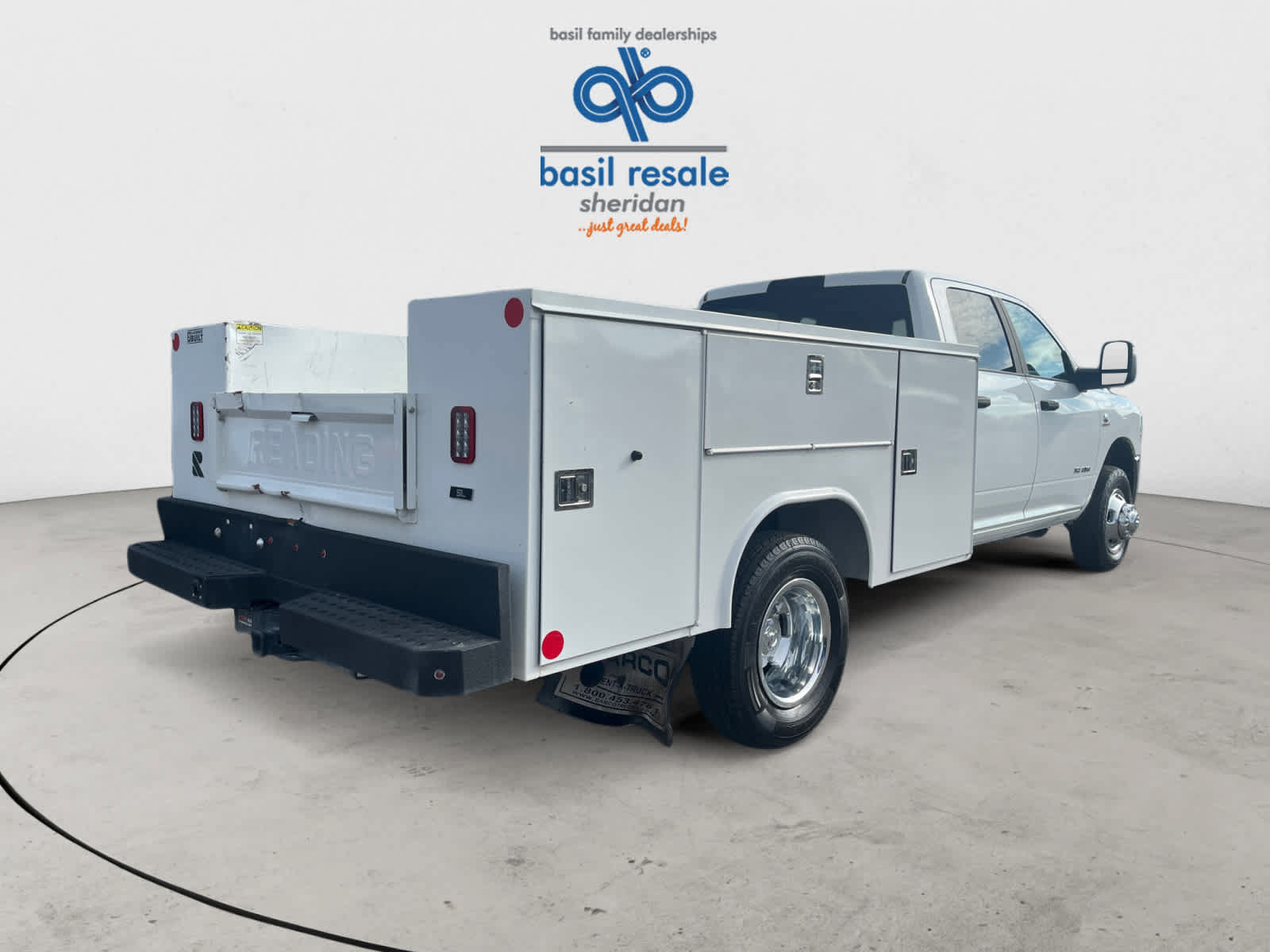 Used 2024 RAM 3500 SLT w/ Quick Order Package 2YG SLT AWD/4WD image 7