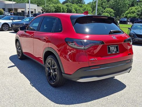 Used 2024 Honda HR-V Sport image 7