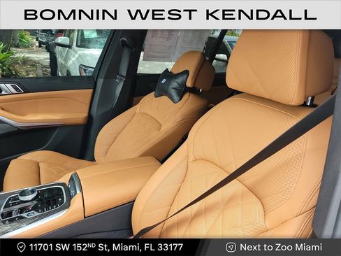 Used 2025 BMW X5 M60i image 6
