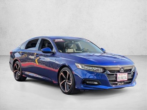 Used 2019 Honda Accord Sport image 3