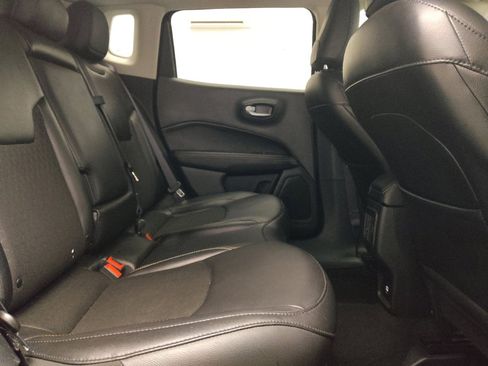 Used 2021 Jeep Compass Latitude FWD image 19