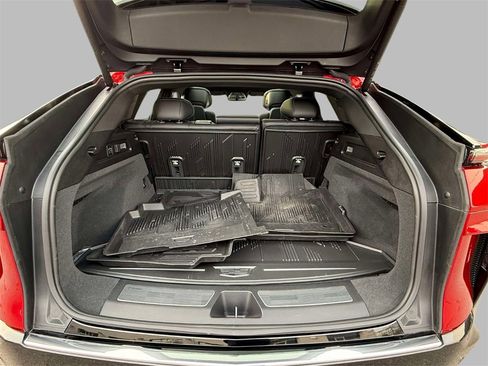 Used 2024 Cadillac Lyriq Luxury w/ LPO, Floor Liner Package image 17