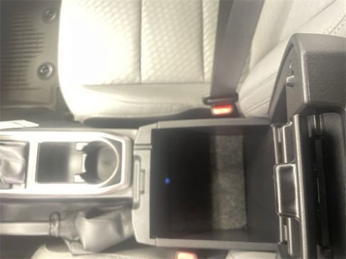 Used 2023 Toyota Tacoma SR5 w/ Technology Package image 21