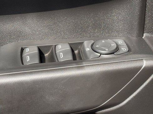 Used 2025 Chevrolet Silverado 1500 Custom Trail Boss AWD/4WD image 15