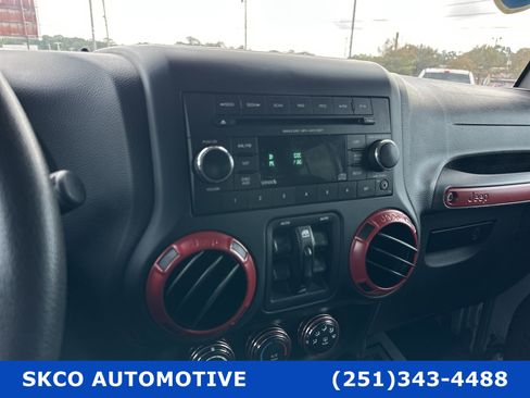 Used 2016 Jeep Wrangler Unlimited Sport image 14