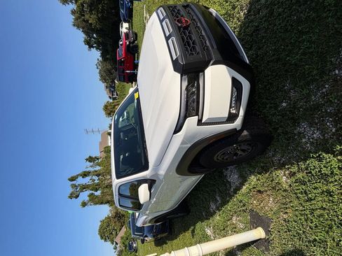 Used 2026 Nissan Frontier PRO-4X AWD/4WD image 9