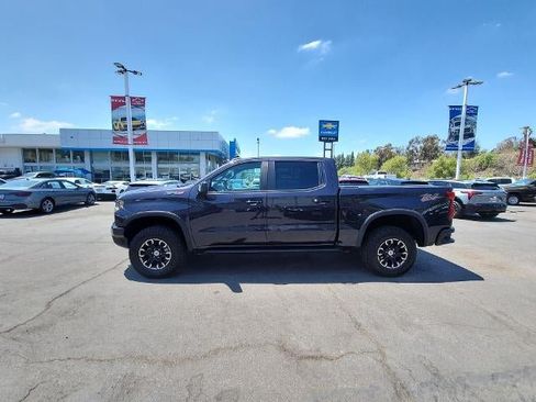 Used 2022 Chevrolet Silverado 1500 ZR2 w/ Technology Package AWD/4WD image 5