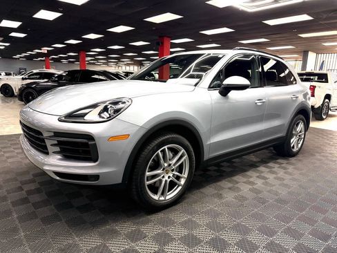 Used 2020 Porsche Cayenne AWD/4WD image 8