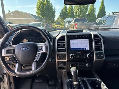Used 2020 Ford F150 Platinum w/ Equipment Group 701A Luxury AWD/4WD image 11